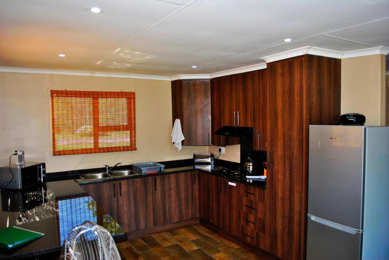 Forest View Cabins Tzaneen Bagian luar foto